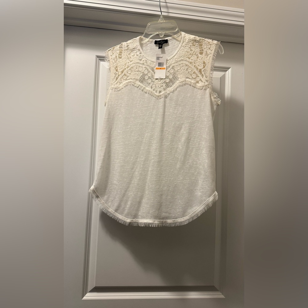 Jessica Simpson Cream Lace Sleeveless Blouse
